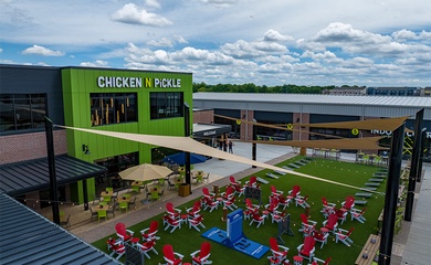 Chicken N Pickle: Mô hình kinh doanh kết nối cộng đồng qua môn thể thao Pickleball