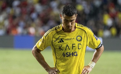 Cristiano Ronaldo ghi bàn thắng thứ 958, nhưng Al Nassr lại thua
