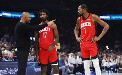 HLV Ime Udoka nổi cơn thịnh nộ: "Rockets dựa dẫm vào ông già 37 tuổi Kevin Durant là một vấn đề lớn"