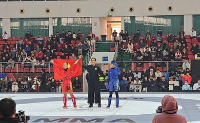 Lò Thị Phung càn quét giải Vô địch MMA Châu Á giành huy chương vàng
