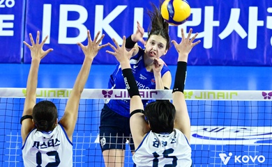 Victoria rực sáng ngày sinh nhật, IBK lội ngược dòng ngoạn mục vươn lên top 4