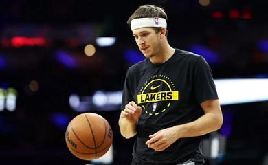 HLV Lakers JJ Redick tiết lộ sự thật về Austin Reaves: "Một kẻ nghiện bóng rổ" dù đang chấn thương