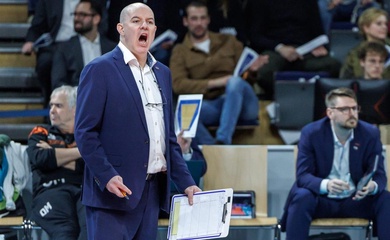 Berlin Recycling Volleys thay HLV giữa mùa giải khi áp lực ngày càng tăng