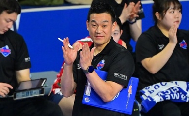 Tranh cãi phủ bóng chiến thắng của IBK, HLV Oh Shim nổi giận