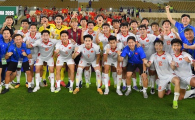 Tránh cả Nhật Bản và Hàn Quốc - những "tính toán điên rồ" của Kim Sang-sik mở đường vào chung kết