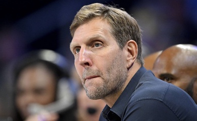 Chủ mới Dallas Mavericks nỗ lực hàn gắn quan hệ với huyền thoại CLB Dirk Nowitzki
