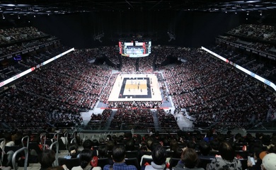 Suntory băng băng về đích, Sakai gây sốc khi quật ngã Tokyo hai lần