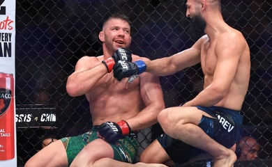 Dricus Du Plessis vs Khamzat Chimaev: Bài học nhàm chán với chiếc đai vô địch UFC