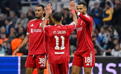 Thắng đậm Marseille, Liverpool tăng hy vọng vào vòng loại trực tiếp Champions League