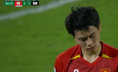 Đình Bắc lên tiếng sau tấm thẻ đỏ ở chiến thắng kịch tính trước U23 Hàn Quốc
