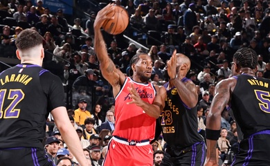 Kawhi Leonard trở lại ấn tượng, Clippers đánh bại Lakers trong trận derby Los Angeles