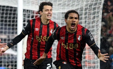 Liverpool thua đau ở phút 90+5, chấm dứt chuỗi bất bại