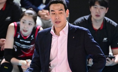 Thua 6 trận liên tiếp, HLV CLB bóng chuyền Hàn Quốc nổi giận với học trò