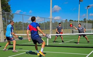 Vì sao lob bóng là kỹ thuật bị đánh giá thấp nhất trong pickleball?