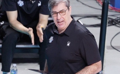 Đội đầu bảng lao đao, HLV lạnh lùng trút giận: “hôm nay chúng tôi không hề thi đấu”