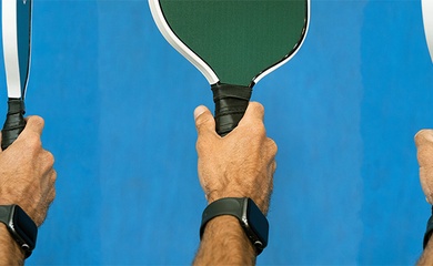 Cách cầm vợt của Pickleball Pro: chi tiết nhỏ quyết định tốc độ tay và khả năng kiểm soát trận đấu