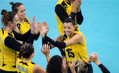 Praia vượt qua SESI để chiếm vị trí thứ tư, cuộc đua top đầu Superliga nữ Brazil thêm nóng