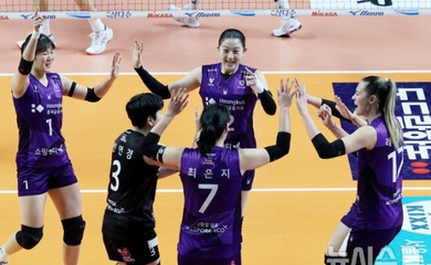 Chính phủ Hàn quốc vào cuộc vụ chênh lệch lương giữa bóng chuyền nam và nữ