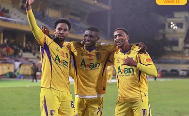 Cao Văn Bình hóa "người nhện", SLNA tạo địa chấn tại Hàng Đẫy