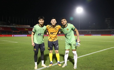 Độc lạ V.League: Thủ môn Thanh Hóa được đăng ký đá tiền đạo