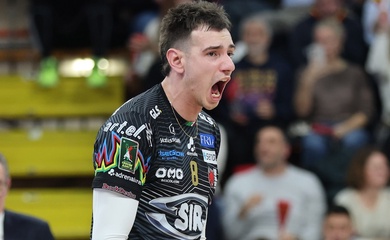 Phụ công cao hơn 2m dính chấn thương nặng, nhà ĐKVĐ CEV Champions League lâm nguy