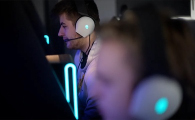 Tranh cãi quanh khoản đầu tư 1,6 triệu bảng cho ngành Esports đại học: Khi tầm nhìn dài hạn đối mặt áp lực ngắn hạn