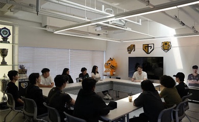 Thể thao đại học và Esports bắt tay, hình thành mô hình đào tạo game chuyên nghiệp tại Los Angeles