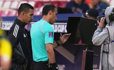 Những pha câu giờ và giả vờ ngã: Quy trình VAR được mở rộng trước thềm World Cup