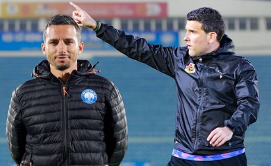 Bốn ngày, hai HLV châu Âu mất việc: Ghế nóng V.League rất khắc nghiệt