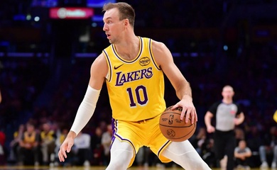 Không chỉ biết ném 3 điểm, Luke Kennard chứng minh giá trị thực sự trong màu áo Lakers