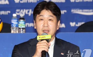 HLV CLB đứng số 1 giải bóng chuyền VĐQG Hàn Quốc bị truy tố