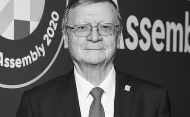 Cựu Chủ tịch Liên đoàn bóng chuyền châu Âu qua đời