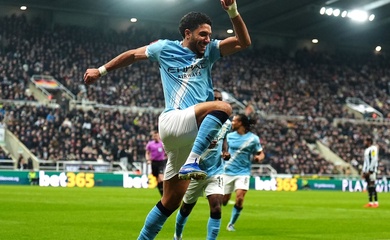 Marmoush lập cú đúp giúp Man City ngược dòng giành vé vào tứ kết FA Cup 