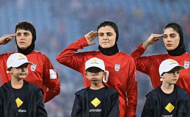 Tuyển nữ Iran lo ngại nguy hiểm khi trở về nước sau vụ từ chối hát quốc ca