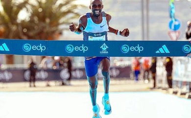 Jacob Kiplimo lần thứ hai phá kỷ lục chạy bán marathon thế giới