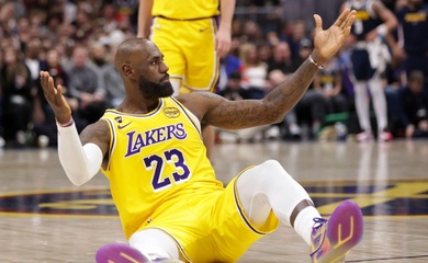 Canh bạc chuyển nhượng: LeBron James không hứng thú gia nhập Warriors với Stephen Curry