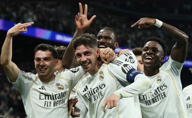 Valverde lập hat-trick như Mbappe, Real Madrid vùi dập Man City