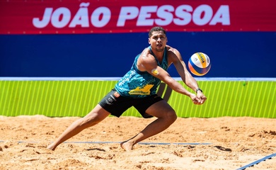 Bộ đôi chủ nhà Brazil tạo nên màn rượt đuổi kịch tính tại Beach Pro Tour