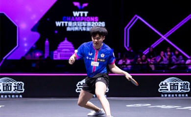 Từ trái tay đến chiến thuật: Lin Yun-Ju giải mã lối đánh sức mạnh của Zhou Qihao