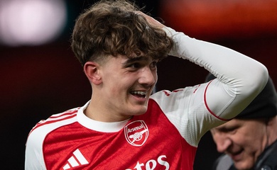 Arsenal thắng kịch tính trong ngày Max Dowman lập kỷ lục ghi bàn trẻ nhất lịch sử Ngoại hạng Anh