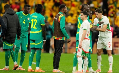 Sốc: Senegal bị tước chức vô địch châu Phi do bỏ cuộc, Ma rốc được xử thắng