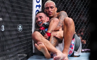 Bị chê đánh tẻ nhạt, Charles Oliveira đáp trả cực gắt: "Đó chỉ là sự ghen tị của những kẻ kém cỏi"