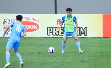 Việt Cường áp lực khi khoác áo số 22 của Tiến Linh ở tuyển Việt Nam