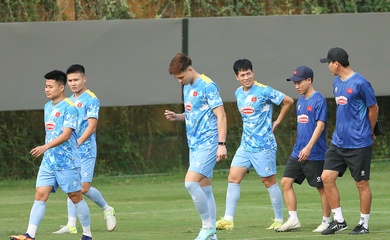 Tuyển Việt Nam đủ quân, HLV Kim Sang Sik “chốt bài” trước giờ đấu Bangladesh