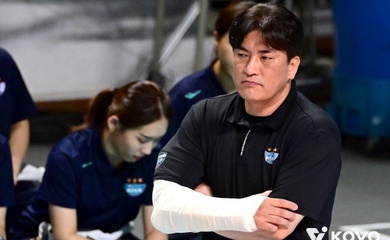 HLV đội tuyển bóng chuyền Hàn Quốc mất việc chỉ sau 1 tháng
