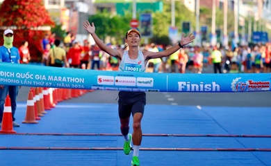 Nguyên Thanh và Hồng Lệ giành những tấm HCV Đại hội Thể thao toàn quốc đầu tiên 