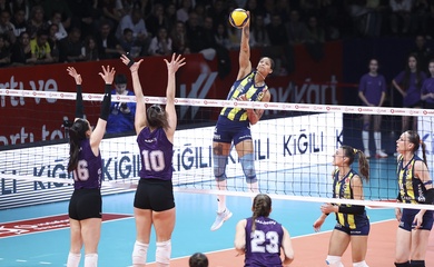 Fenerbahçe khởi đầu ấn tượng tại Playoffs Thổ Nhĩ Kỳ