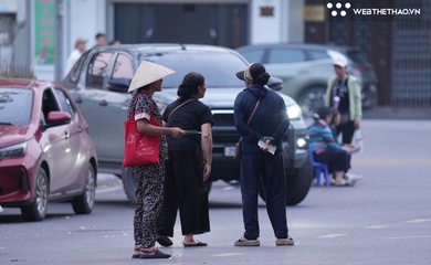 Vé Việt Nam vs Malaysia không sốt như kỳ vọng, “phe vé” ế khách