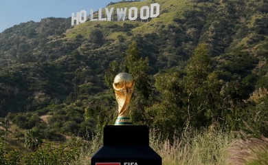 Thay người nhanh và VAR cho thẻ vàng và phạt góc: Luật mới của FIFA tại World Cup được ban hành