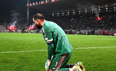 Tuyển Ý: Một thất bại bẽ bàng nữa cho nền bóng đá đã trở thành hạng hai